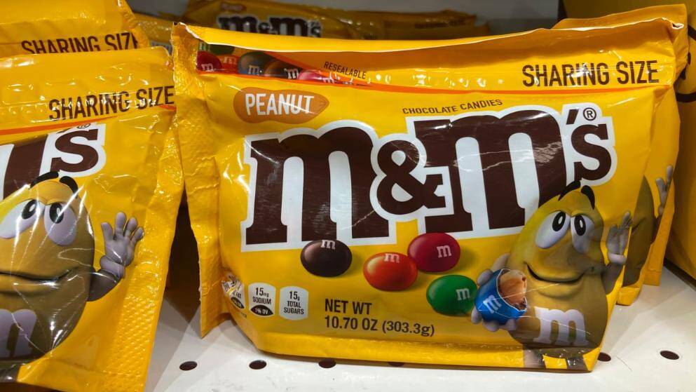 Рекламные персонажи шоколадных драже M&Ms станут политкорректными