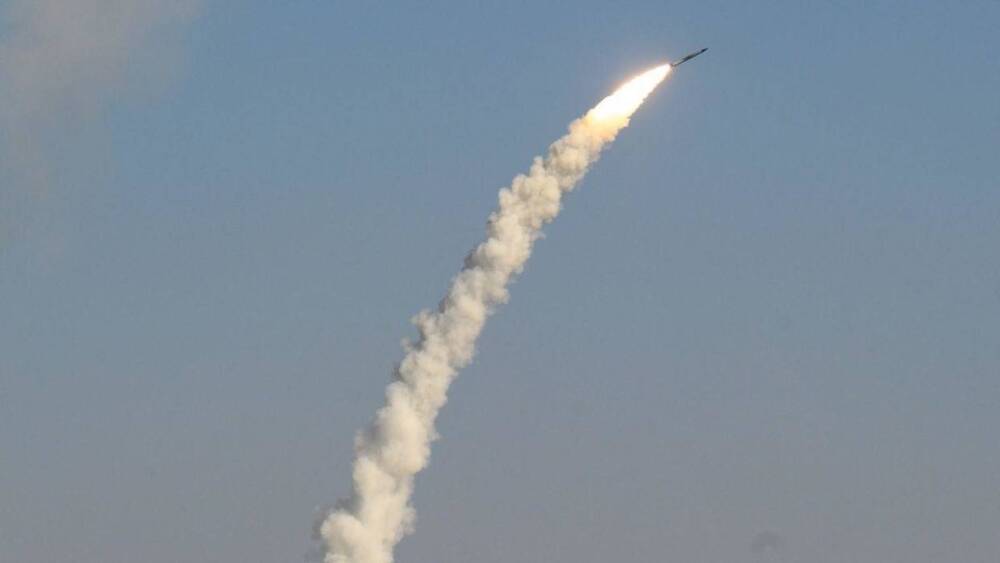 Стрельба из зенитно-ракетного комплекса С-400 «Триумф» попала на видео