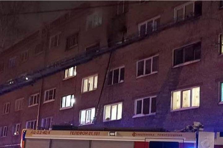 45 жителей дома в Ижевске эвакуировали из-за пожара