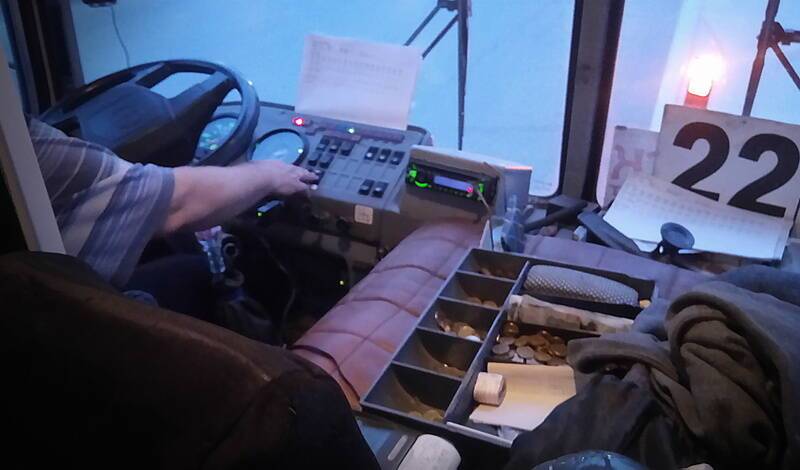 На Камчатке водитель автобуса высадил школьника на мороз