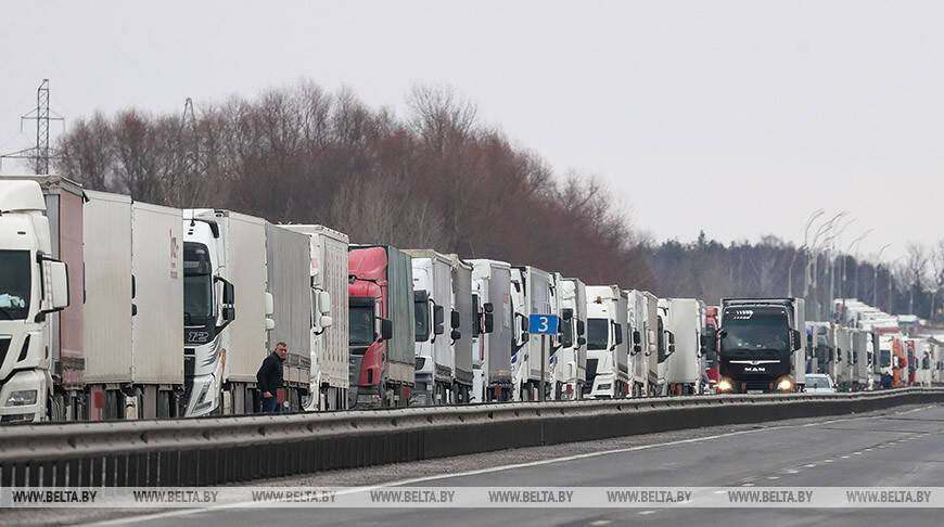 ГПК: за минувшие выходные на всех маршрутах следования в ЕС увеличилось количество грузовиков