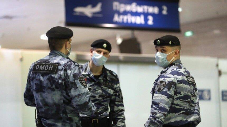 Мужчину с перерезанным горлом нашли в аэропорту «Пулково» в Петербурге