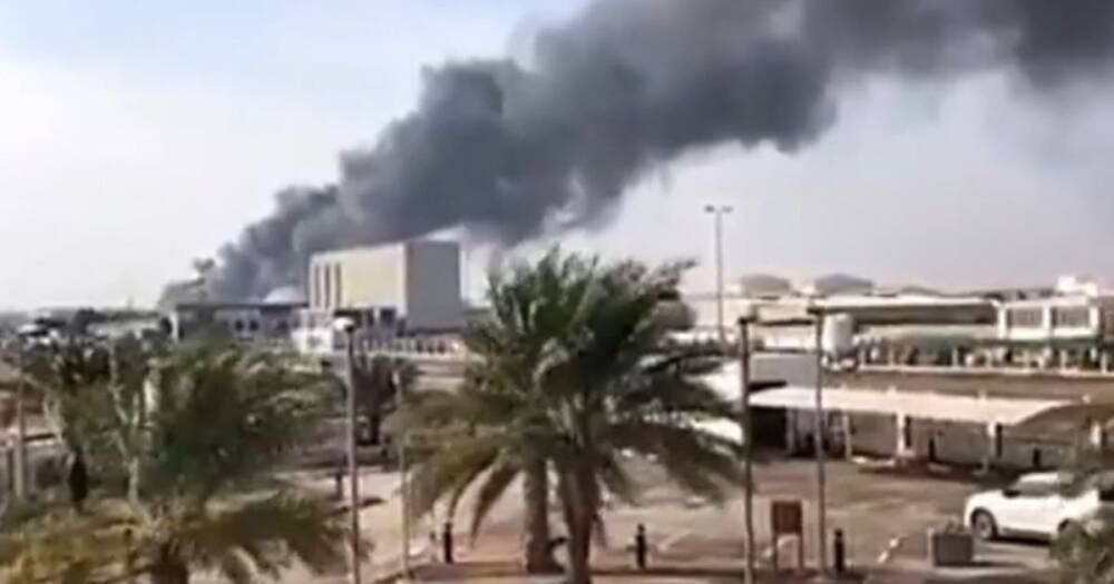 Йеменские повстанцы нанесли ракетный удар по Абу-Даби (видео)