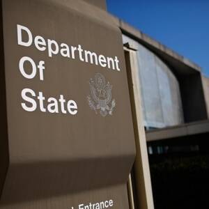 Госдепартамент США объяснил решение об отъезде дипломатов из Украины
