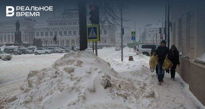 В Казани с начала года выявили 127 нарушений по уборке снега и наледи во дворах и на улицах