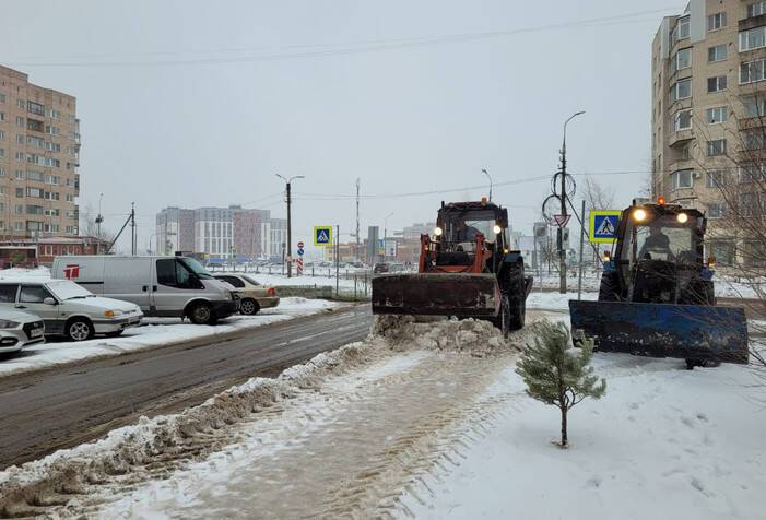 В Ленобласти от снега очистили 70 тысяч квадратных метров