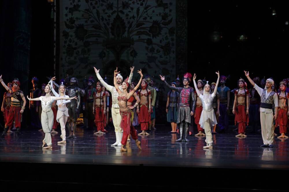 Торжество азербайджанской музыки - Эйюб Гулиев рассказал о триумфе на Приморской сцене Мариинского театра (ФОТО)