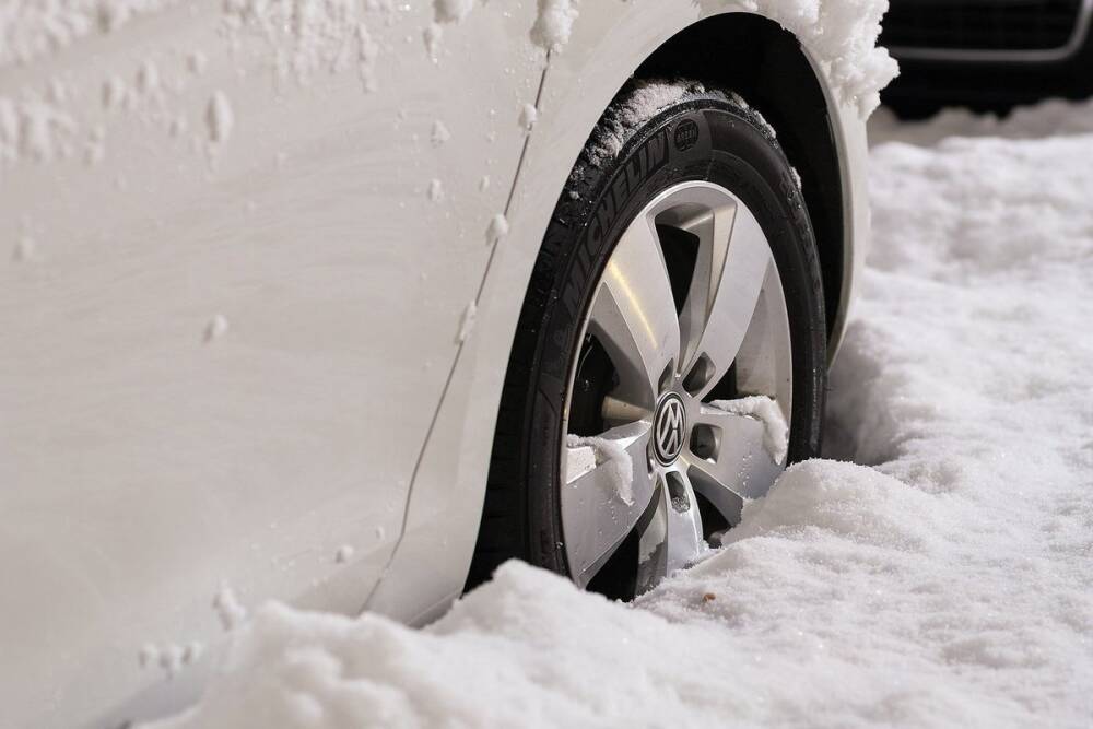 В Чувашии намерены убирать с улиц мешающие уборке снега автомобили