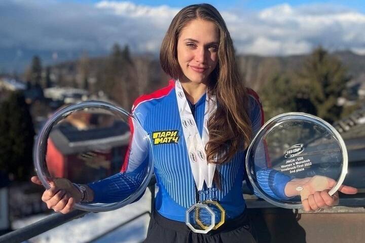 Спортсменка из Красноярска завоевала золото юниорского Чемпионата мира по бобслею