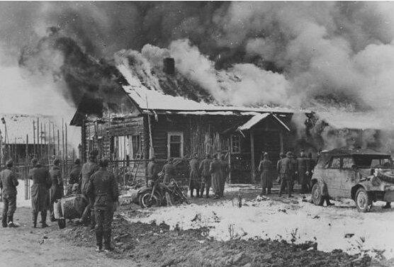 Почему каратели Хатыни стали воевать против Гитлера в 1944 году - Русская семерка