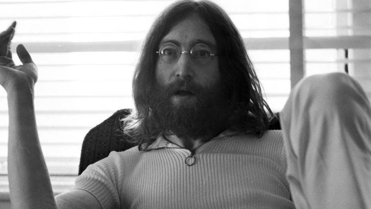Сын Джона Леннона выставил на аукцион личные вещи певца в виде NFT