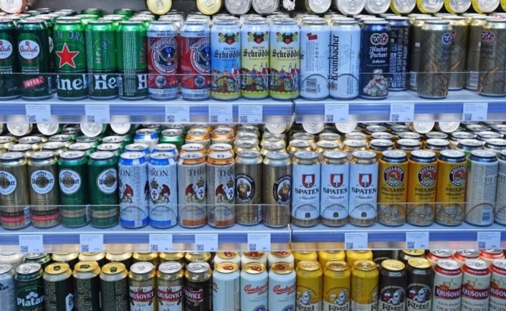 Власти назвали преждевременным введение минимальной розничной цены на пиво