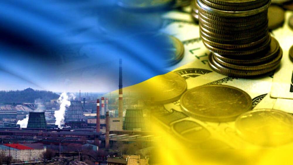 Азаров: Украинское государство живёт в долг «до получки» под...