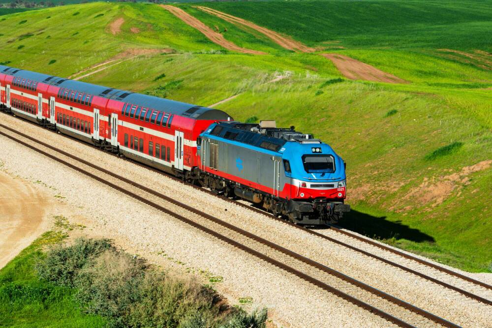 Инфраструктурные работы на железной дороге: некоторые станции в Шароне будут закрыты