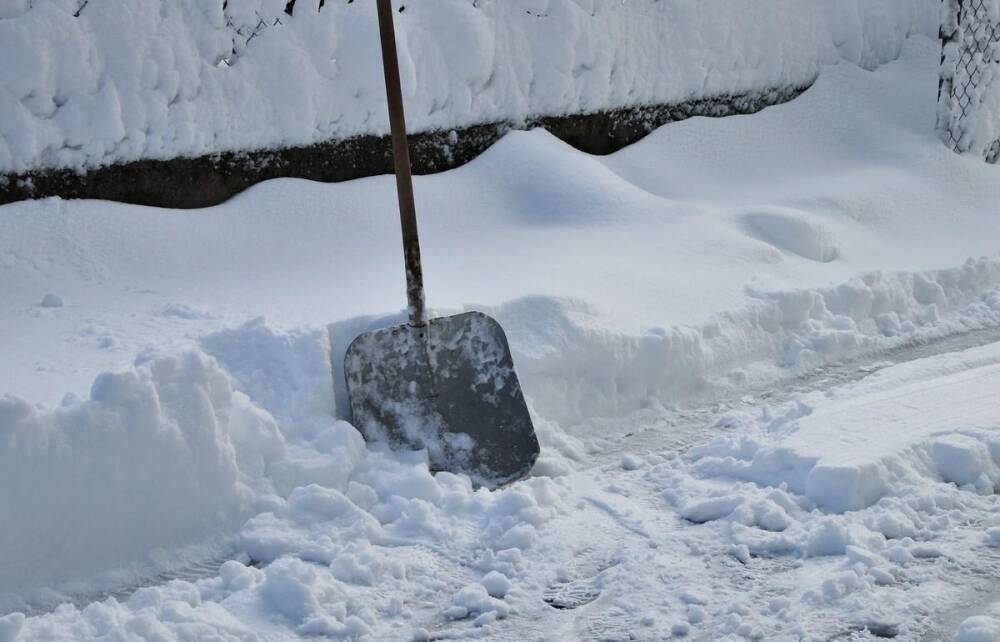 В Кашине Тверской области прокуратура потребовала убрать снег с дорог и крыш