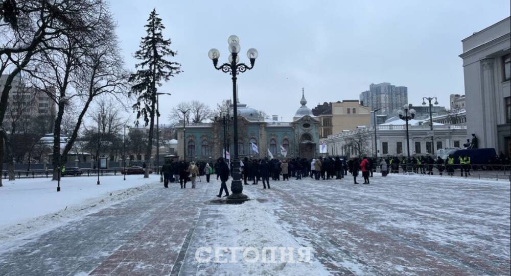 В Киеве из-за протеста ФОПов снова перекрыли движение: фото, видео