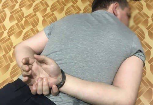 Житель Татарстана зарубил риелтора топором