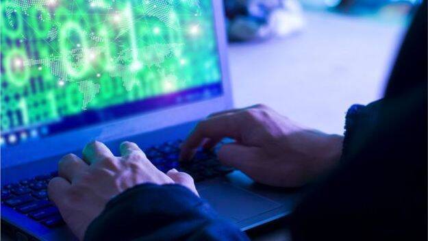Хакеры атаковали официальный сайт Украины