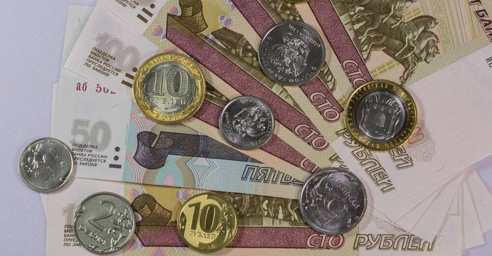 Работающим пенсионерам РФ должны повысить выплата на 8,6%, - эксперт