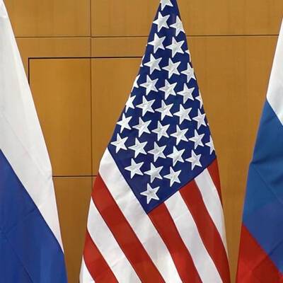 США покидает группа сотрудников российского посольства