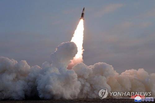 Шестой раз с начала года: Северная Корея запустила две ракеты