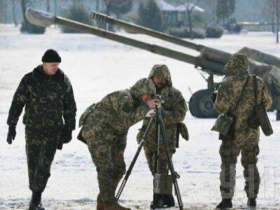 Канада вдвое увеличит число военных инструкторов в Украине