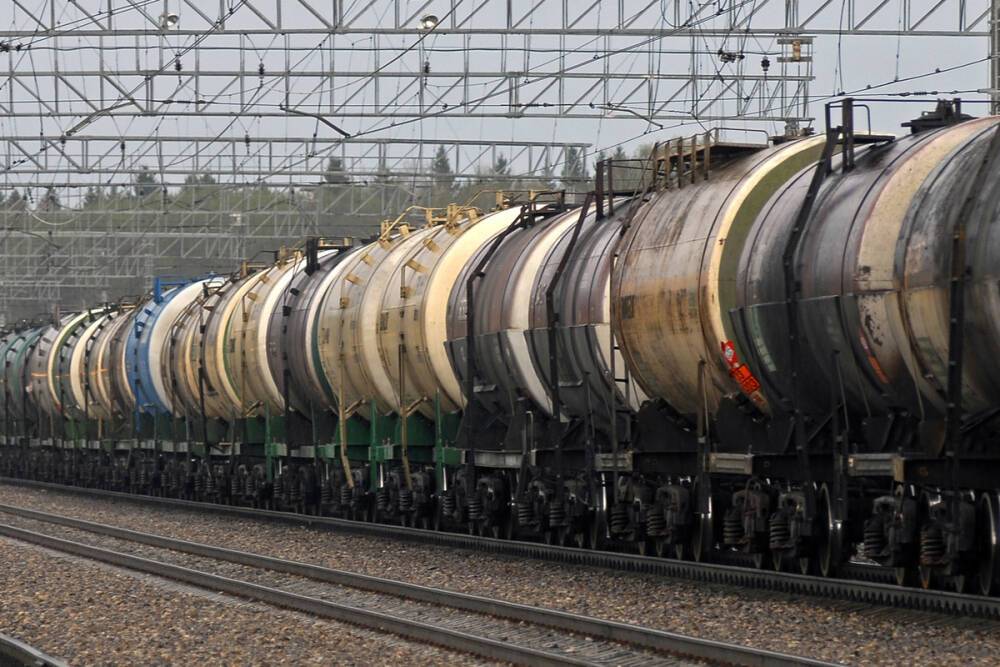 В Казахстане 22 российских поезда застряли из-за обмана посредника