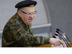 Жириновский предложил присвоить всем депутатам воинские звания