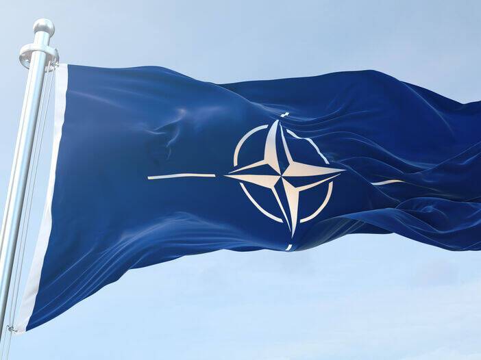 Большинство граждан Запада считают, что НАТО должен защитить Украину от российской агрессии