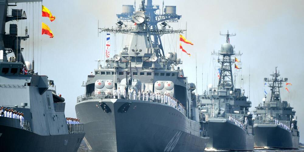 Американский обозреватель допустил уничтожение вышедших на учения кораблей ВМФ России Великобританией