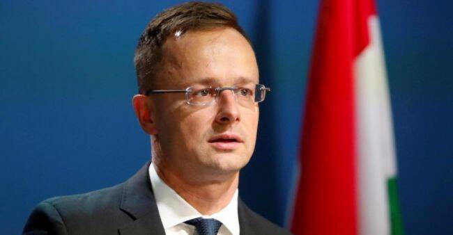 Венгрия не может помочь Украине в войне с Россией из-за политики Киева — Сийярто