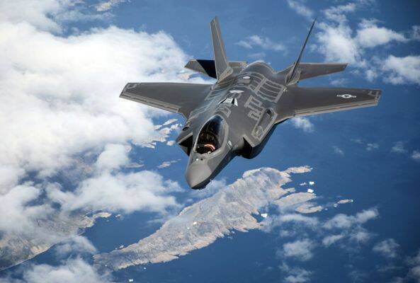 Южная Корея получила от США последние из 40 истребителей пятого поколения F-35A