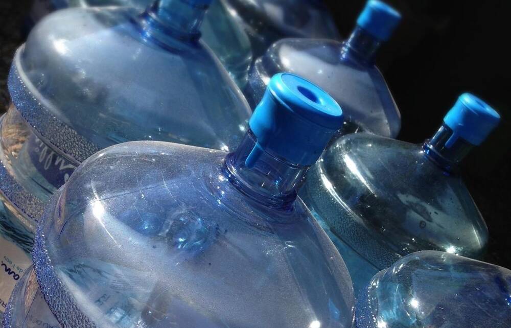 В Тверской области предприниматель доставлял покупателям воду, не проходя медосмотры