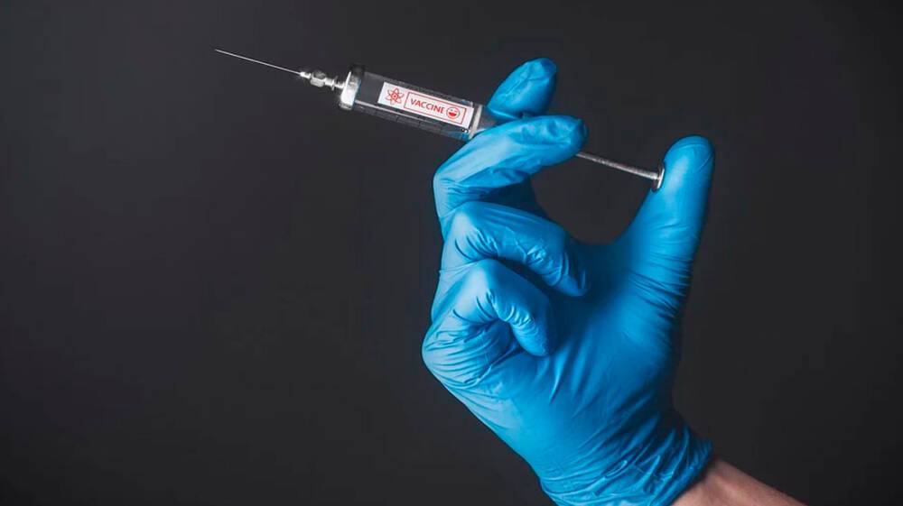 Воронежский врач предупредила о возможном недомогании у детей после вакцинации