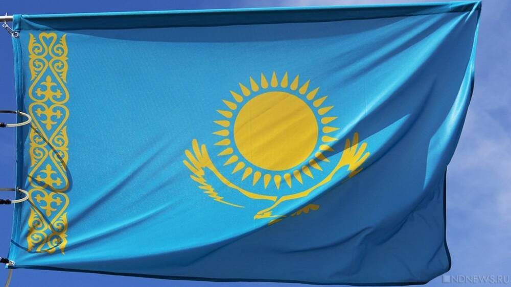 Назарбаев покинул пост главы правящей партии Казахстана