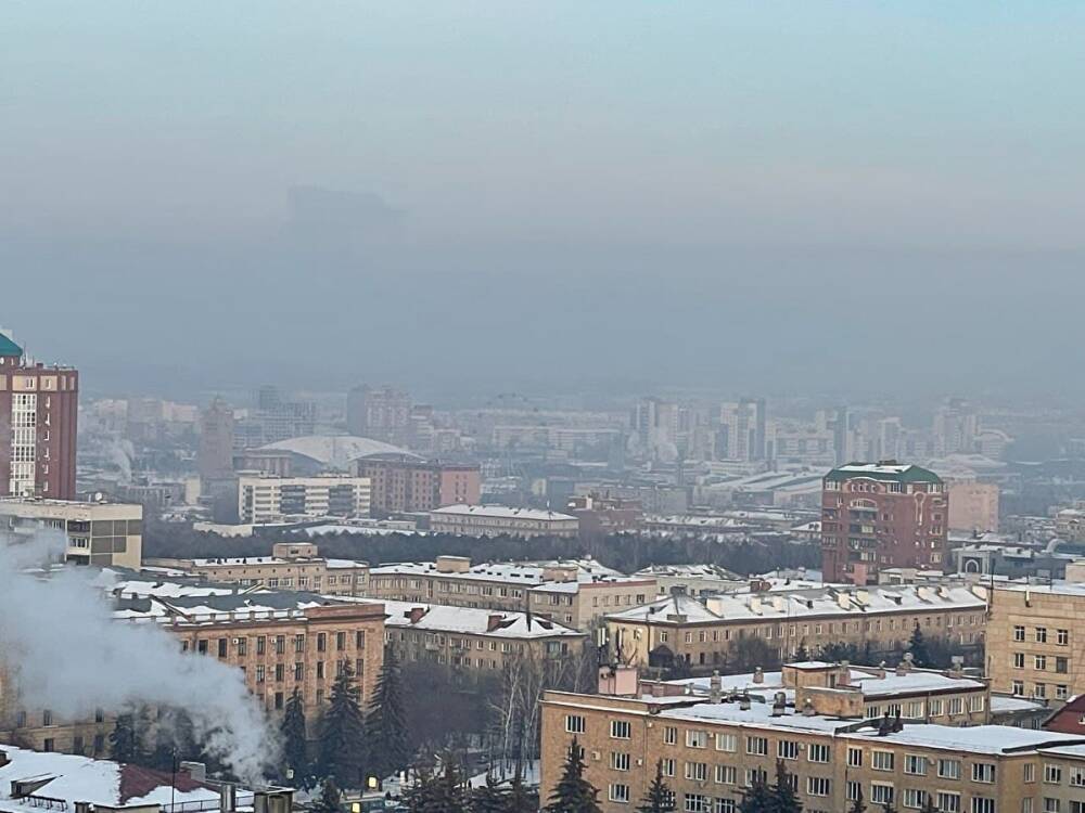 Челябинск в тумане. Режим НМУ продлили — он будет длиться почти две недели