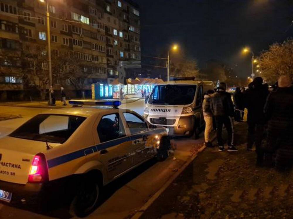 Под Киевом произошла трагическая авария, погиб военный: фото с места событий
