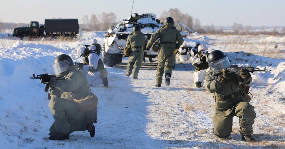 РФ перебросила на границу с Украиной медицинские подразделения, - WSJ