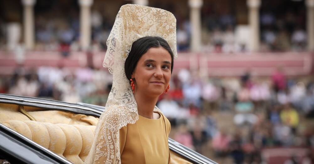 Племянница короля Испании произвела фурор в Париже