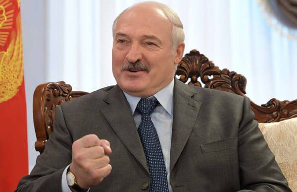 «Я – диктатор, мне трудно понимать демократию», — Лукашенко. ВИДЕО