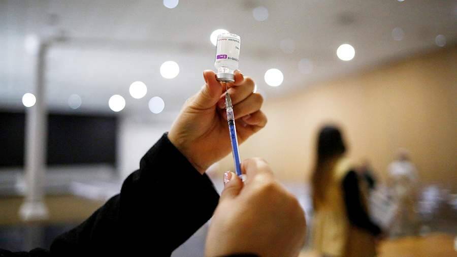 В России рассматривают заявки на регистрацию двух иностранных вакцин от COVID-19