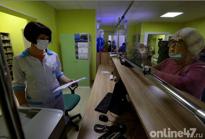 На поддержку поликлиник регионам России выделили более 7 млрд рублей