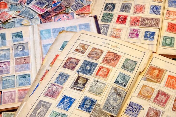В Киеве работница почты украла марок на 800 тысяч гривень
