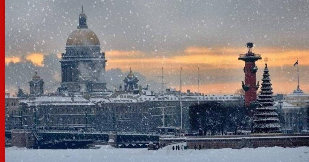 Жителей Санкт-Петербурга предупредили о метели и сильном снегопаде