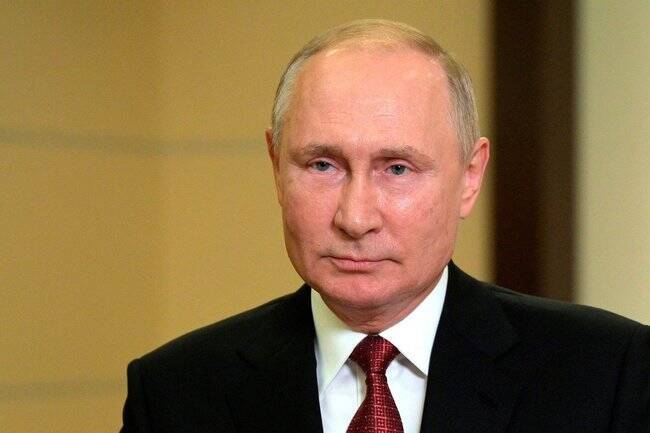 Путин поручил подготовить пакет мер по защите труда шахтеров
