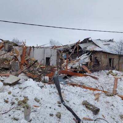 Взрыв газа разрушил половину дома в подмосковном Серпухове