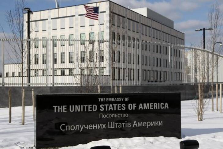 Посольство США предложило американцам пути эвакуации из Украины