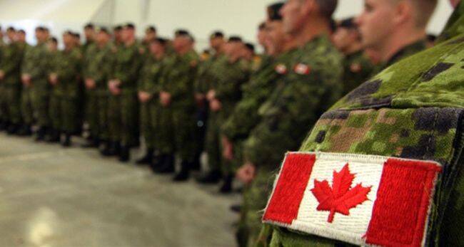 Канада отводит за Днепр своих военных на Украине