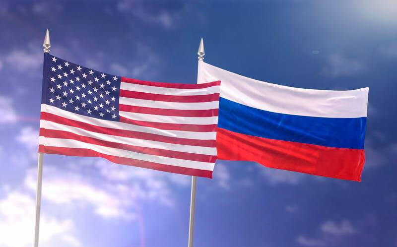 Сенаторы США заявили, что работают над санкциями против России в случае вторжения в Украину и мира