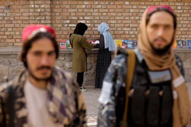 Талибан собирается открыть государственные университеты